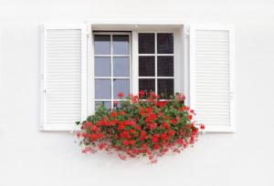 Как выбрать пластиковые окна для остекления балкона или лоджии