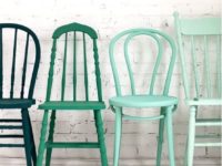 Деревянные стулья как вариант мебели для любой комнаты